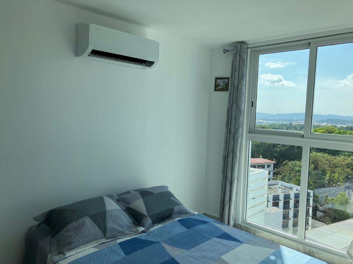Apartamento Lovely Flat With Pool In Center *